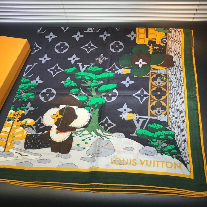 Louis Vuitton Scarf LV00118